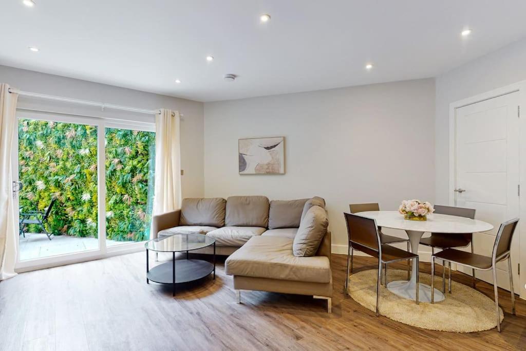 Elegant 2Bed Flat 10Min To Wimbledon Tennis Courts Londen Buitenkant foto